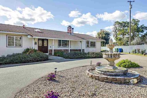 2571 2571 Anderson Ln, Brentwood, CA, 94513 | Card Image