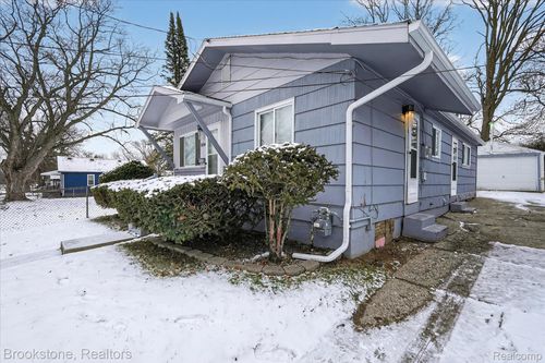 1034 E Alma Ave, Flint, MI, 48505-2228 | Card Image