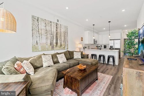 2-1735 S 23rd St, PHILADELPHIA, PA, 19145-1910 | Card Image