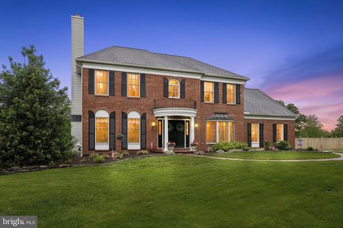 110 Fairway Dr, HARLEYSVILLE, PA, 19438-2517 | Card Image