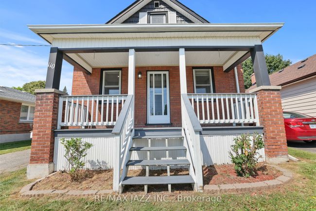 110 Gibbons St, House other with 3 bedrooms, 2 bathrooms and 3 parking in Oshawa ON | Image 4