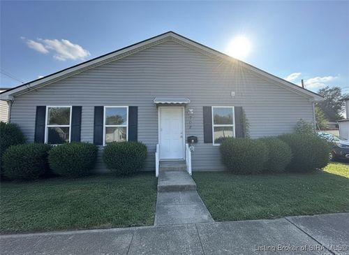 a-702 E Utica St, Sellersburg, IN, 47172-1446 | Card Image