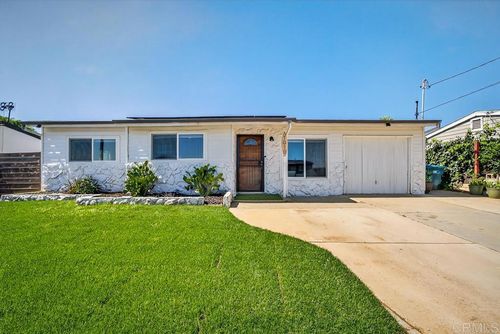 1010 San Juan St, Oceanside, CA, 92058-1119 | Card Image