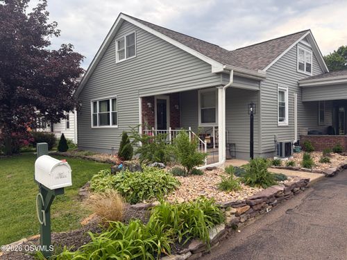 1712 Fairview Ave, Berwick, PA, 18603-2515 | Card Image