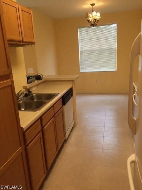 apt-1013-7975 Preserve Cir, NAPLES, FL, 34119-6735 | Card Image