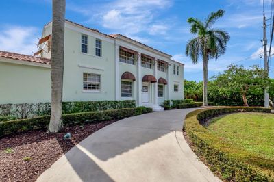 1115 N Swinton Avenue, House other with 3 bedrooms, 3 bathrooms and null parking in Delray Beach FL | Image 3