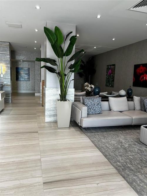 606-2301 S Ocean Dr, Hollywood, FL, 33019-2632 | Card Image