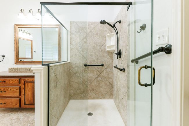 10003 Savannah Ave, House other with 4 bedrooms, 5 bathrooms and null parking in Lubbock TX | Image 33