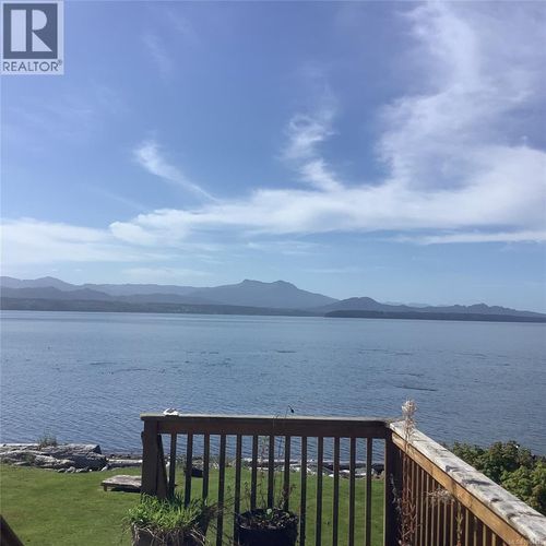 292 1st St, Sointula, BC, V0N | Card Image