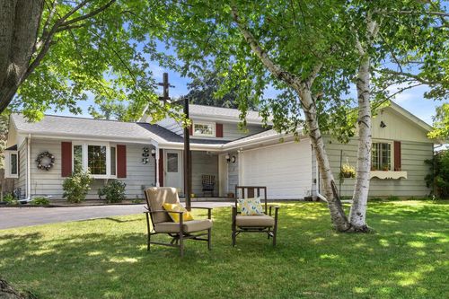 1129 Bluebird Ln, Union Grove, WI, 53182-1357 | Card Image