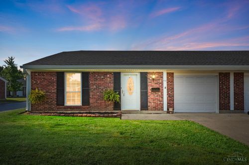 9 Meadow Lane, Lebanon, OH, 45036 | Card Image