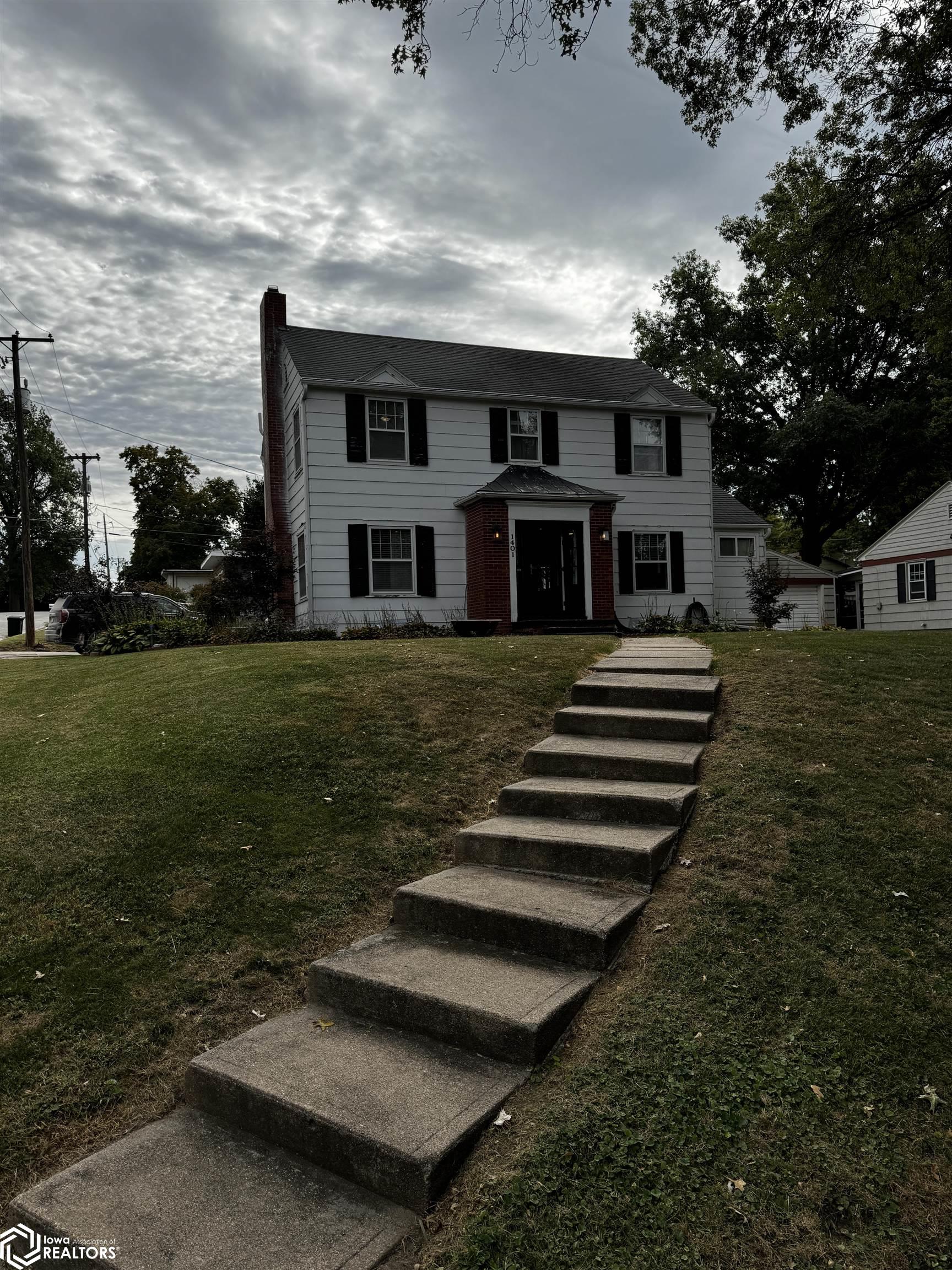 Elm St, Shenandoah, IA 51601