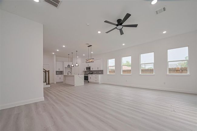 A - 4516 Galesburg St, House other with 3 bedrooms, 3 bathrooms and 1 parking in Houston TX | Image 8