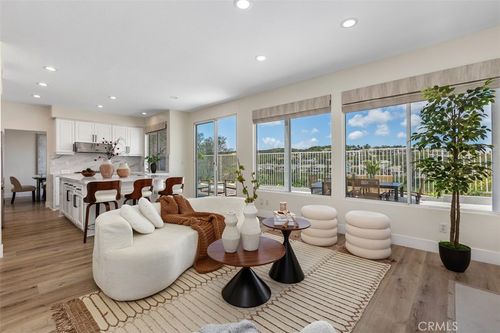 11 Coastal Oak, Aliso Viejo, CA, 92656-2126 | Card Image