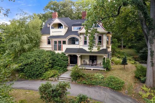 186 Highland Ave, Newton, MA, 02465-2510 | Card Image