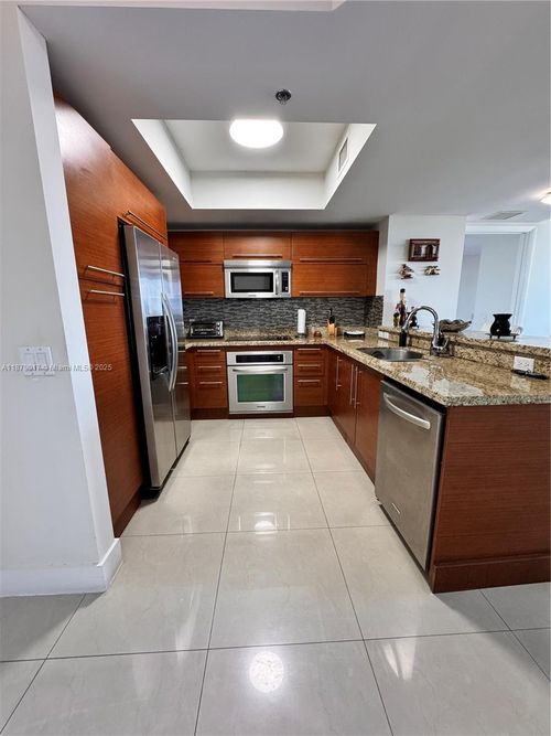 apt-1503s-2681 N Flamingo Rd, Sunrise, FL, 33323-1775 | Card Image