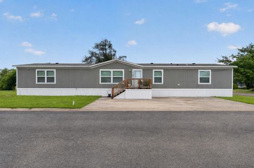 153 Cedar Grove Loop, Copperas Cove, TX, 76522-1106 | Card Image