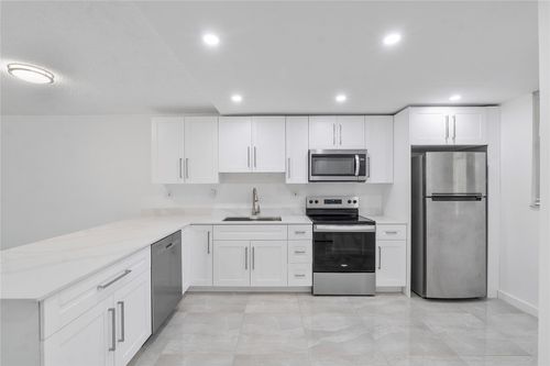 243-3751 Environ Blvd, Lauderhill, FL, 33319-4299 | Card Image