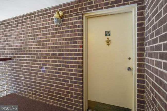 APT-21C - 1521 Northgate Sq, Condo with 3 bedrooms, 2 bathrooms and null parking in RESTON VA | Image 4