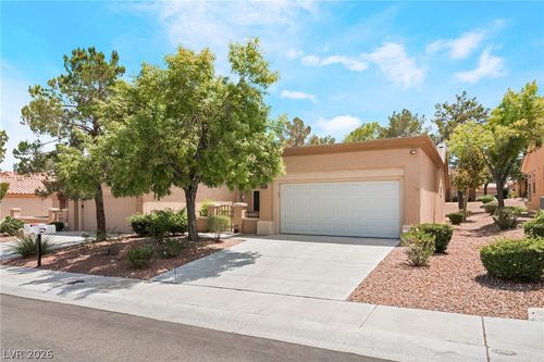 9333 Fresh Spring Dr, Las Vegas, NV, 89134-8957 | Card Image
