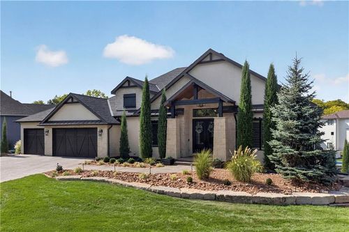 404 Southshore Dr, Lake Winnebago, MO, 64034-9450 | Card Image