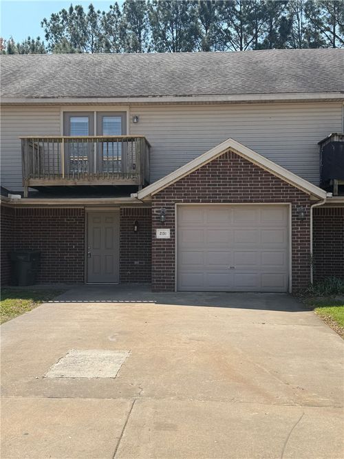 2151 W Skyler Dr, Fayetteville, AR, 72703-1274 | Card Image