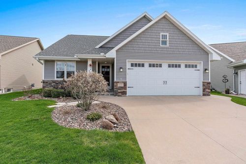 177 E Clearwater Court, APPLETON, WI, 54913 | Card Image