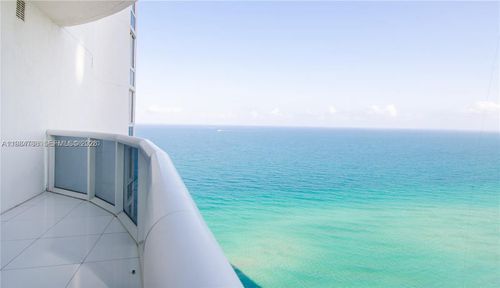 apt-2602-15811 Collins Ave, Sunny Isles Beach, FL, 33160-4188 | Card Image