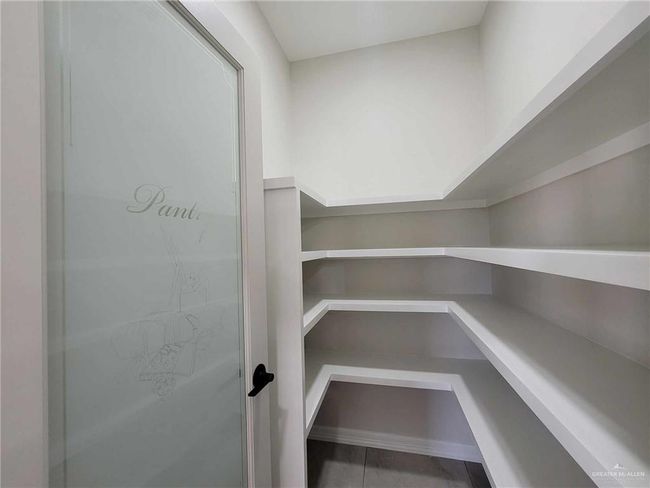 View of pantry | Image 12