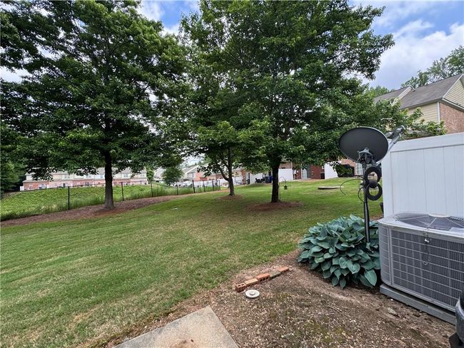 3871 Pleasant Oaks Dr, Condo with 3 bedrooms, 3 bathrooms and null parking in Lawrenceville GA | Image 5