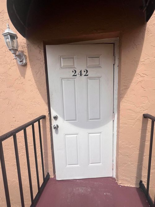 242-6061 N 10th Ave Avenue N, Greenacres, FL, 33463 | Card Image