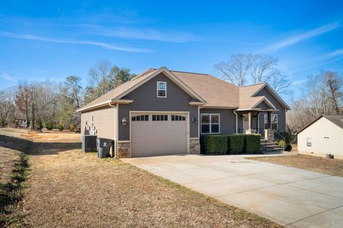 276 Millwood Ln, Wellford, SC, 29385-9308 | Card Image