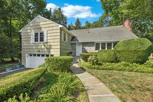49 Henry St, Scarsdale, NY, 10583-2634 | Card Image
