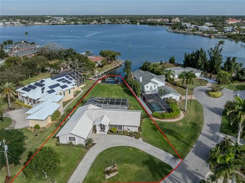 396 Bayshore Dr, VENICE, FL, 34285-1411 | Card Image