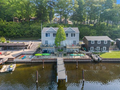 5293 W Monroe Rd, Pentwater, MI, 49449-9553 | Card Image