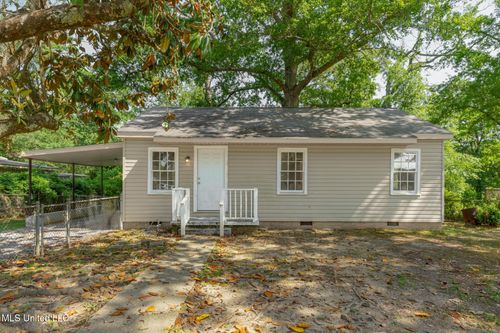 70 Duncan St, Lucedale, MS, 39452-6114 | Card Image