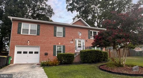 6907 Westchester Ct, TEMPLE HILLS, MD, 20748-4049 | Card Image