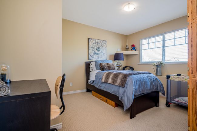 18954 69 Avenue, House other with 6 bedrooms, 3 bathrooms and 4 parking in Surrey BC | Image 25