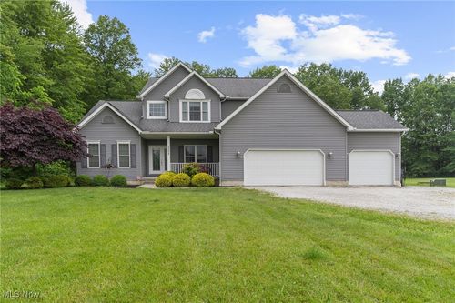 3202 S Lipkey Road, North Jackson, OH, 44451 | Card Image