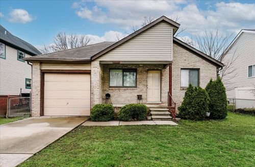 21731 Jacksonville St, Farmington Hills, MI, 48336-4919 | Card Image