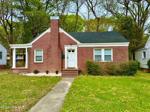 109 N Woodlawn Ave, Greenville, NC, 27858-1319 | Card Image