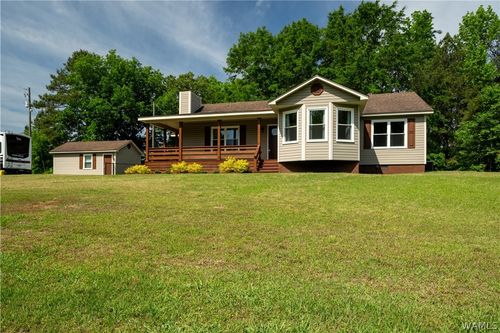 3990 Black Hawk Dr, Bessemer, AL, 35022-4154 | Card Image