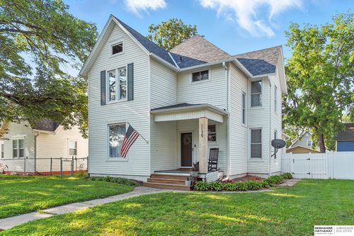 1139 E 5th St, Fremont, NE, 68025-5201 | Card Image
