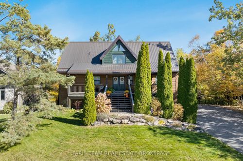 17 Bridle Path, Oro Medonte, ON, L0L2L0 | Card Image
