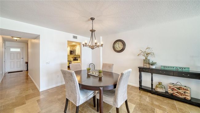 APT-805 - 19 Whispering Sands Dr, Condo with 2 bedrooms, 2 bathrooms and null parking in Siesta Key FL | Image 13