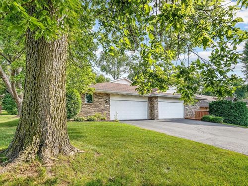 6616 Sandalwood Close, Rockford, IL, 61108 | Card Image