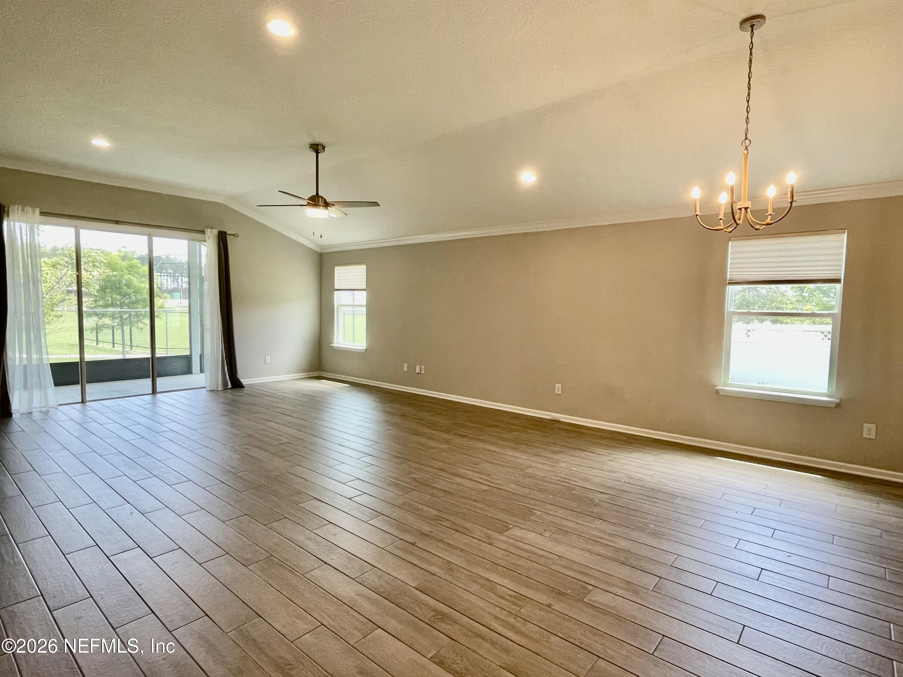 Residential Lease in St. Johns 4