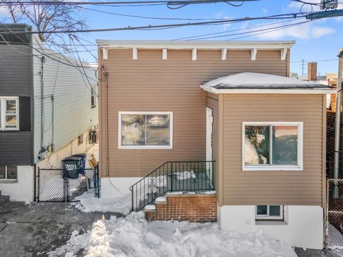 2023 46th St, North Bergen, NJ, 07047-2632 | Card Image