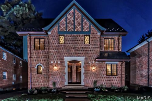 7432 Delmar Blvd, University City, MO, 63130-4034 | Card Image