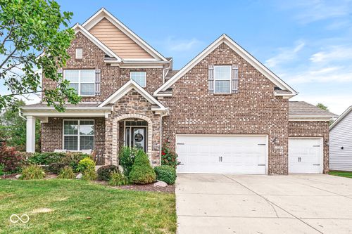 525 Amersham Ct, Avon, IN, 46123-5506 | Card Image